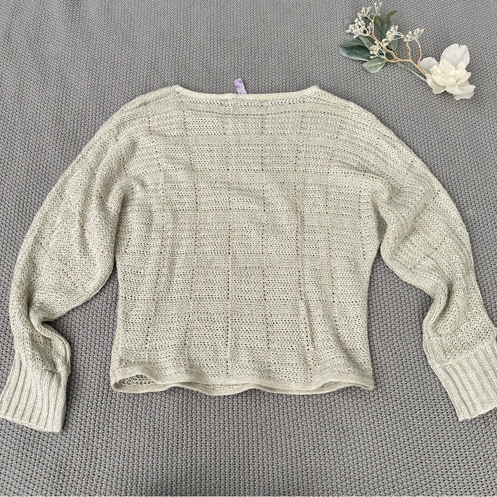 3/$20 ALGA Loose Fit Cream Beige Sweater - Picture 3 of 9